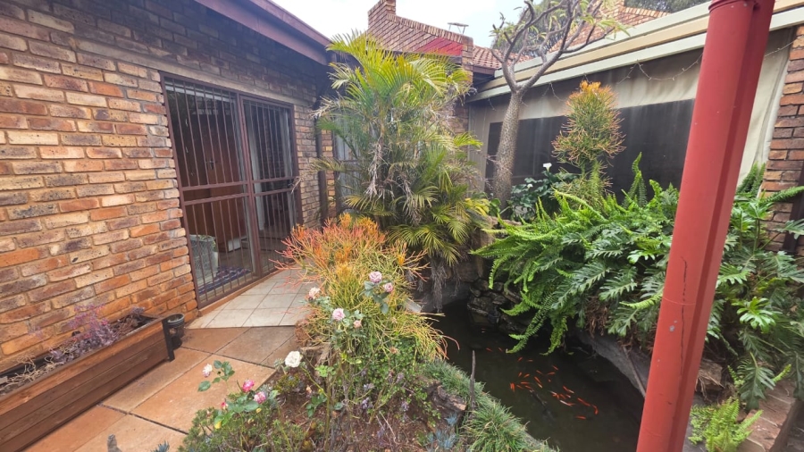 3 Bedroom Property for Sale in Doornpoort Gauteng