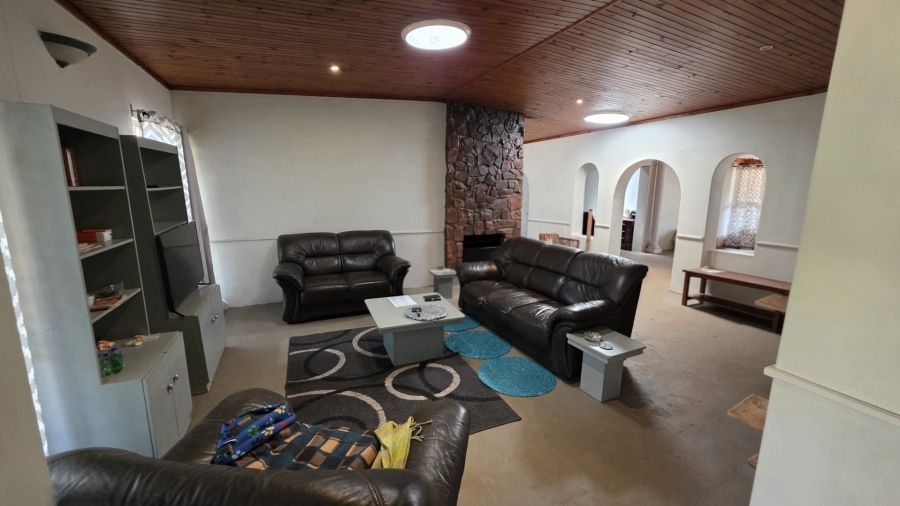 3 Bedroom Property for Sale in Annlin Gauteng