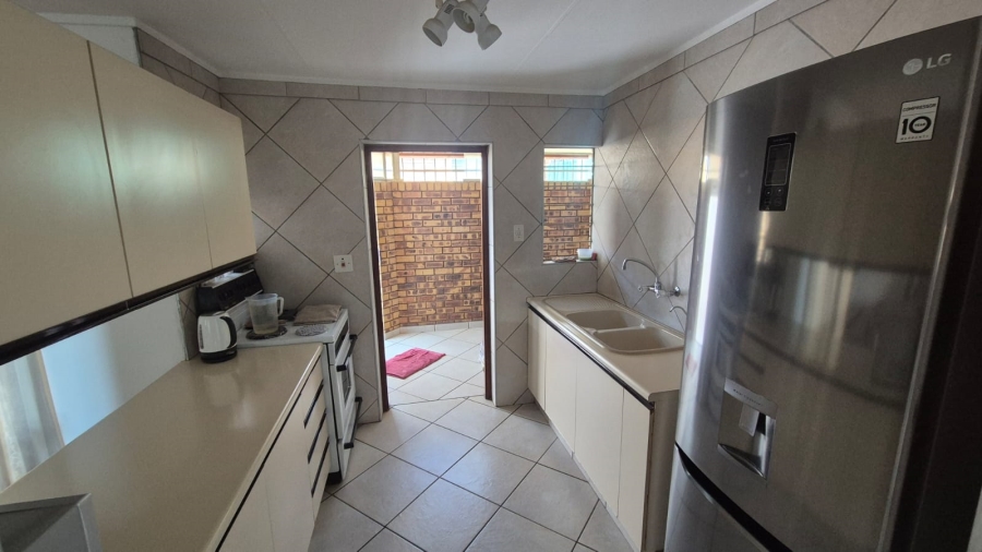 2 Bedroom Property for Sale in Amandasig Gauteng