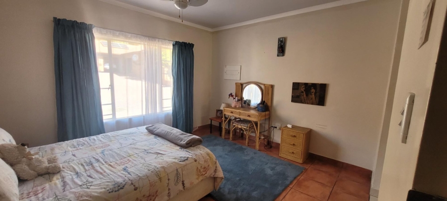 4 Bedroom Property for Sale in Pretoria Gardens Gauteng