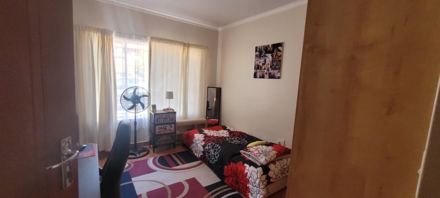 4 Bedroom Property for Sale in Pretoria Gardens Gauteng