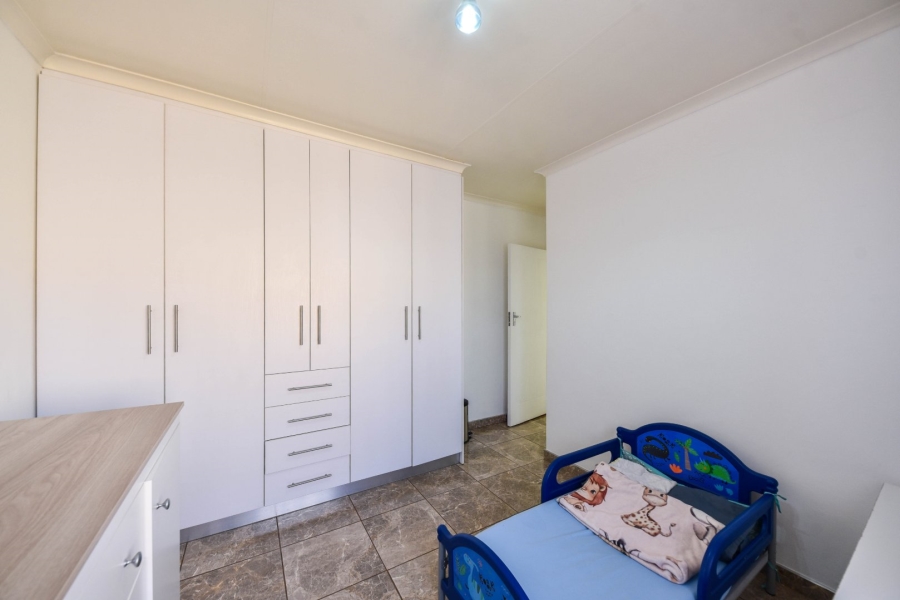 2 Bedroom Property for Sale in Dorandia Gauteng