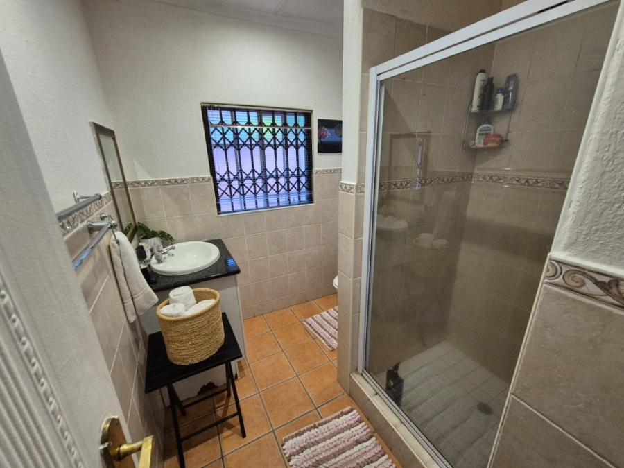 2 Bedroom Property for Sale in Florauna Gauteng