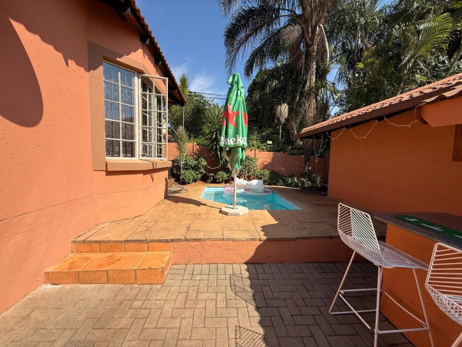 2 Bedroom Property for Sale in Florauna Gauteng