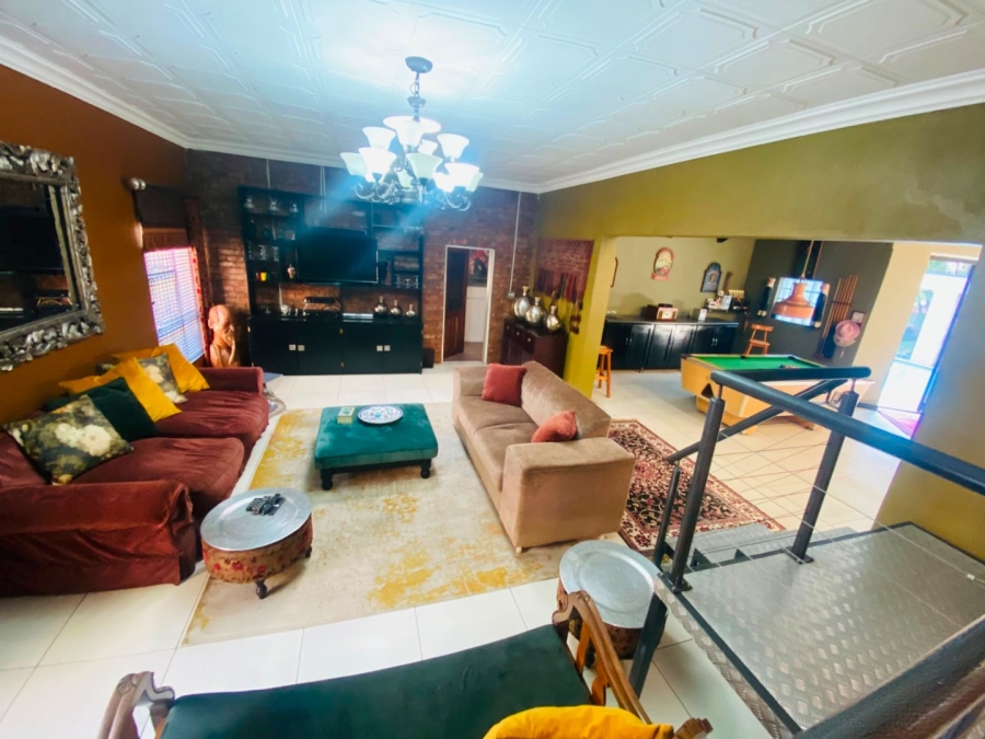 4 Bedroom Property for Sale in Ninapark Gauteng