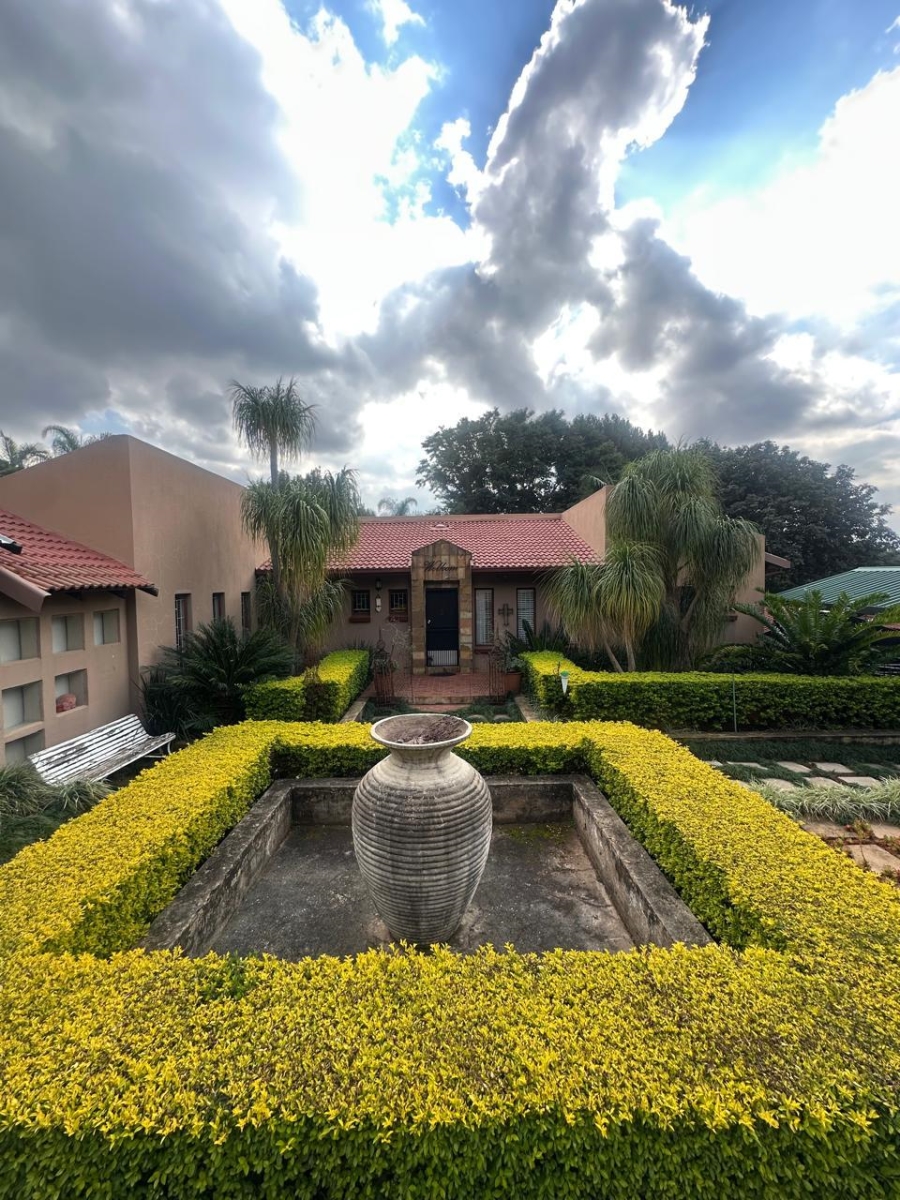 4 Bedroom Property for Sale in Ninapark Gauteng