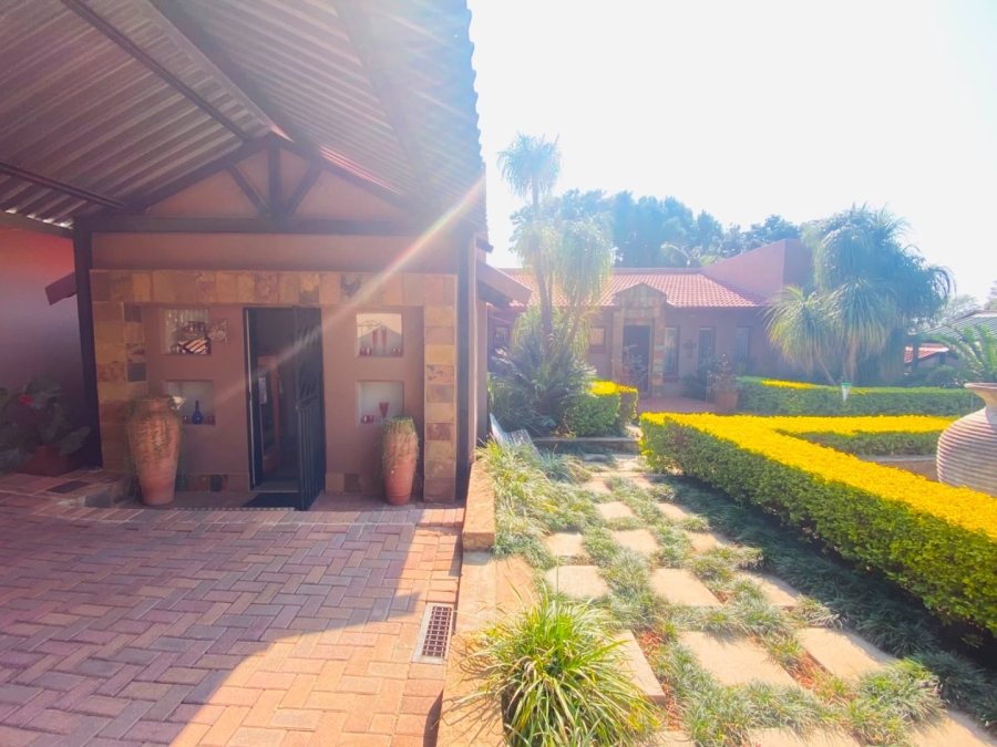 4 Bedroom Property for Sale in Ninapark Gauteng