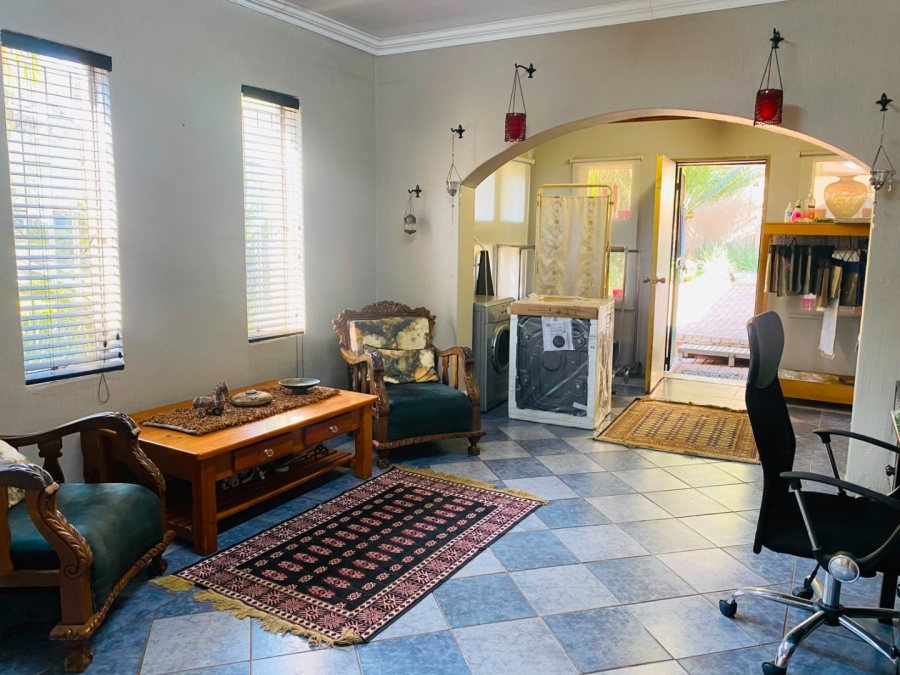 4 Bedroom Property for Sale in Ninapark Gauteng