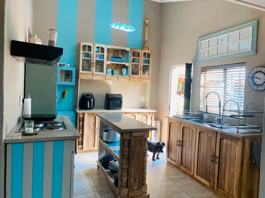 4 Bedroom Property for Sale in Ninapark Gauteng