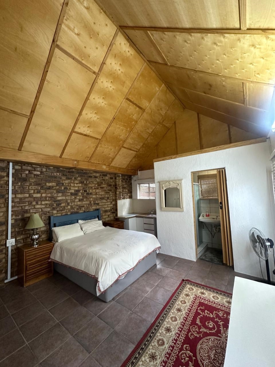 4 Bedroom Property for Sale in Ninapark Gauteng
