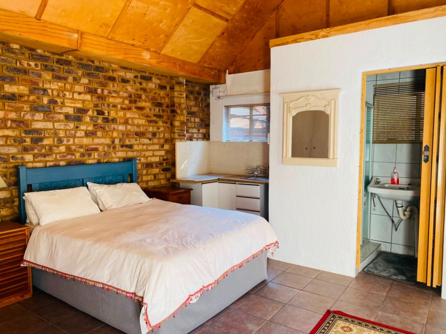 4 Bedroom Property for Sale in Ninapark Gauteng