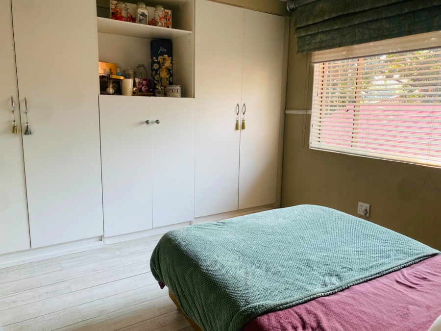 4 Bedroom Property for Sale in Ninapark Gauteng