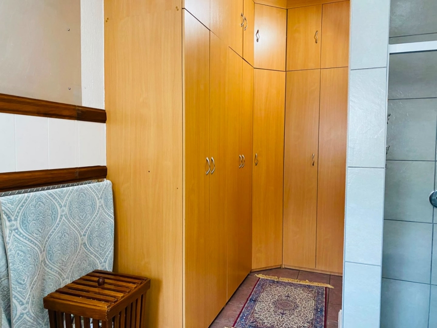 4 Bedroom Property for Sale in Ninapark Gauteng