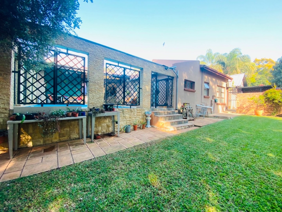 4 Bedroom Property for Sale in Ninapark Gauteng