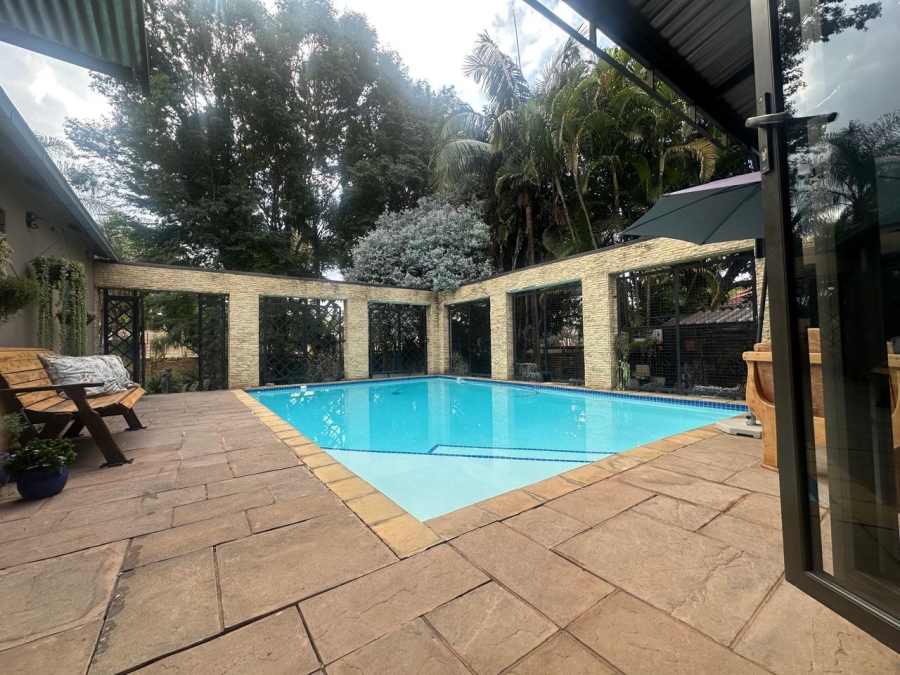 4 Bedroom Property for Sale in Ninapark Gauteng