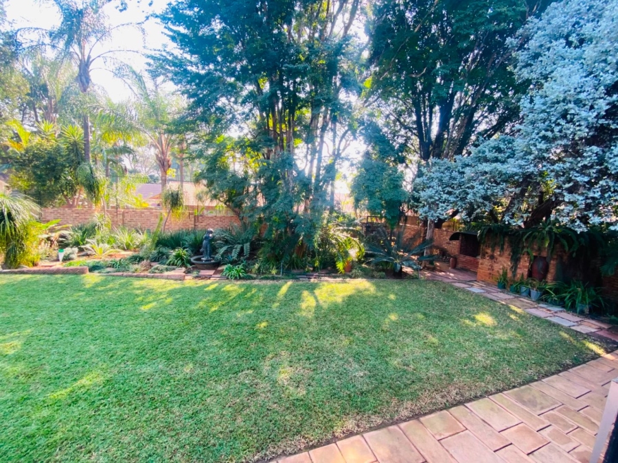 4 Bedroom Property for Sale in Ninapark Gauteng