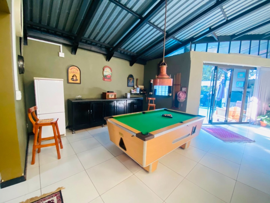 4 Bedroom Property for Sale in Ninapark Gauteng