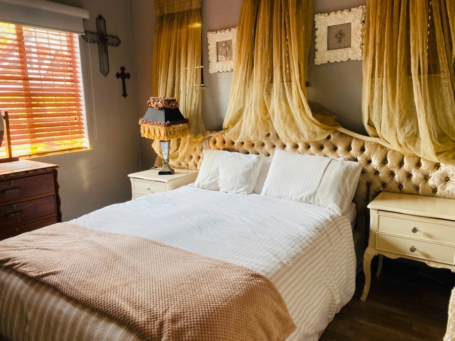 4 Bedroom Property for Sale in Ninapark Gauteng
