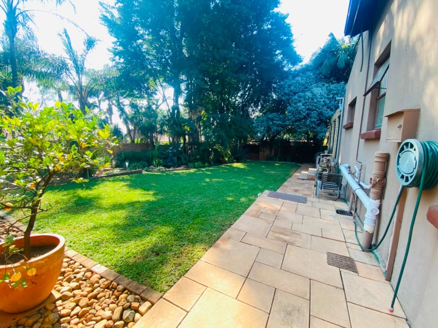 4 Bedroom Property for Sale in Ninapark Gauteng