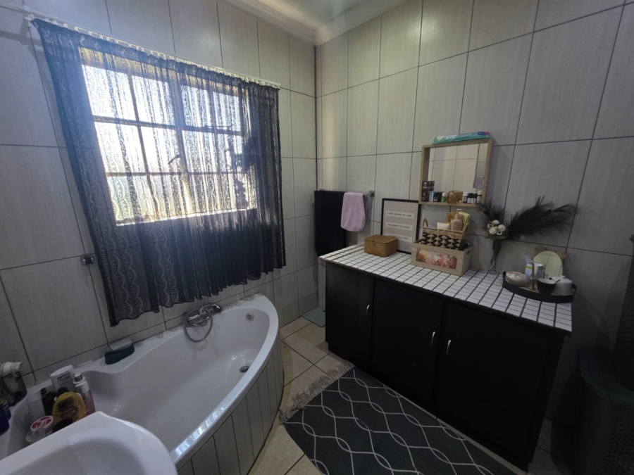 3 Bedroom Property for Sale in Vanderbijlpark CE 1 Gauteng