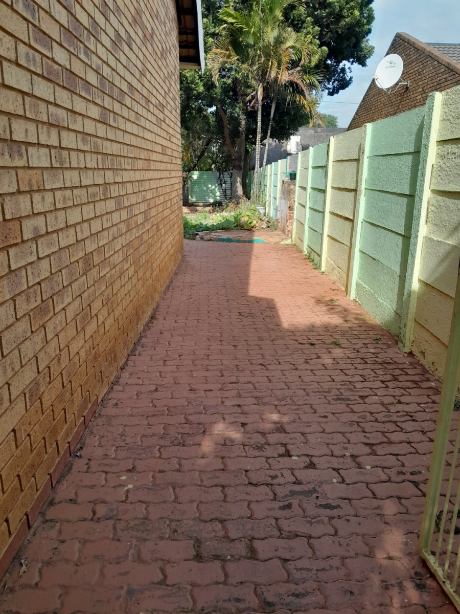3 Bedroom Property for Sale in The Orchards Gauteng