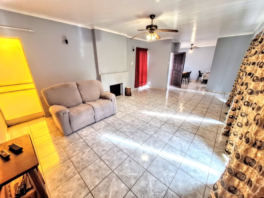 3 Bedroom Property for Sale in The Orchards Gauteng