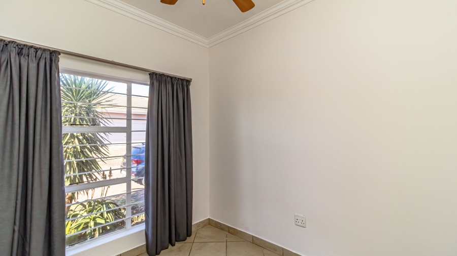3 Bedroom Property for Sale in Pomona Gauteng