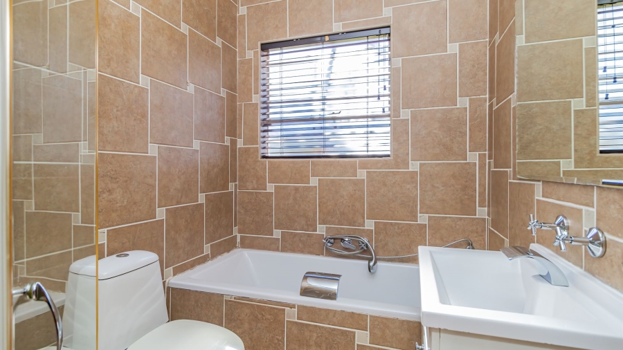 3 Bedroom Property for Sale in Pomona Gauteng