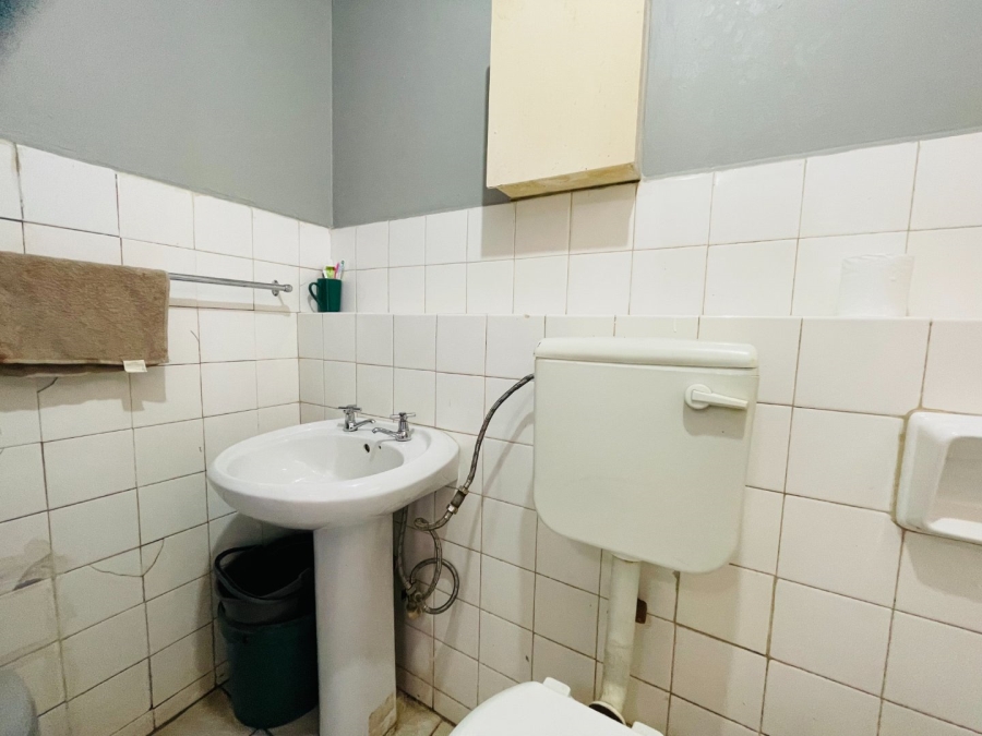1 Bedroom Property for Sale in Pretoria Gauteng