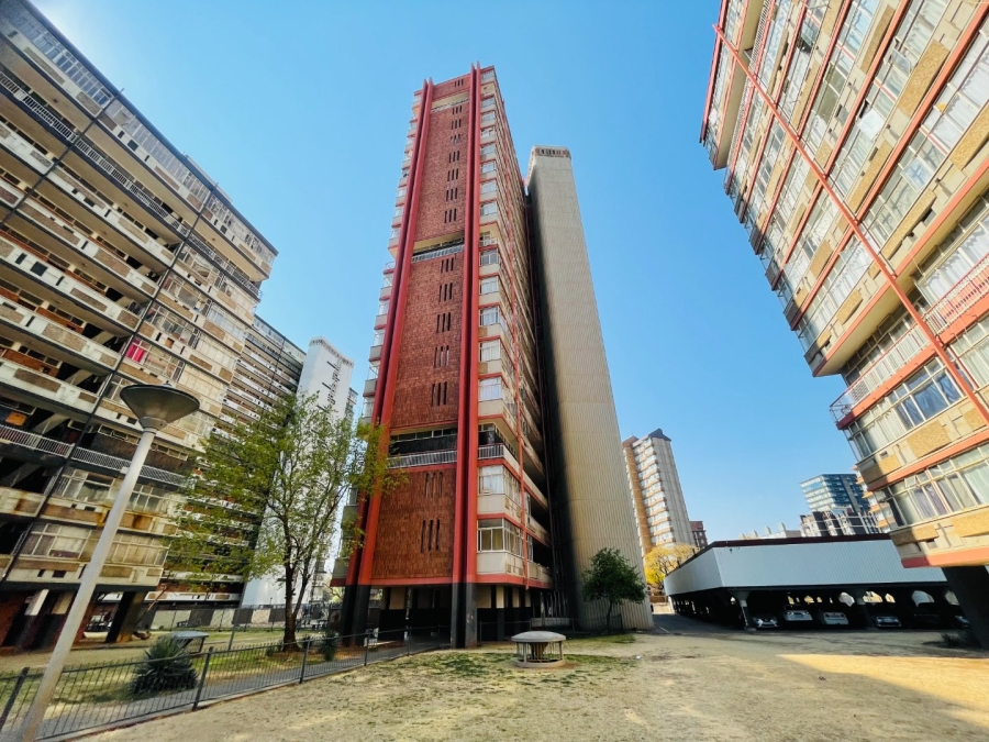 1 Bedroom Property for Sale in Pretoria Gauteng