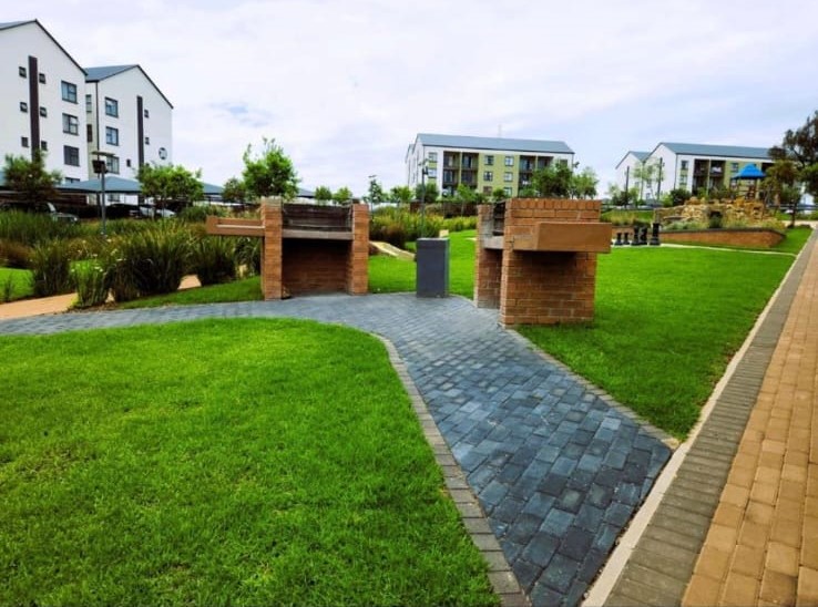 2 Bedroom Property for Sale in Lilianton Gauteng