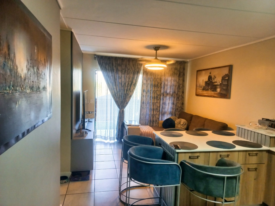 2 Bedroom Property for Sale in Lilianton Gauteng