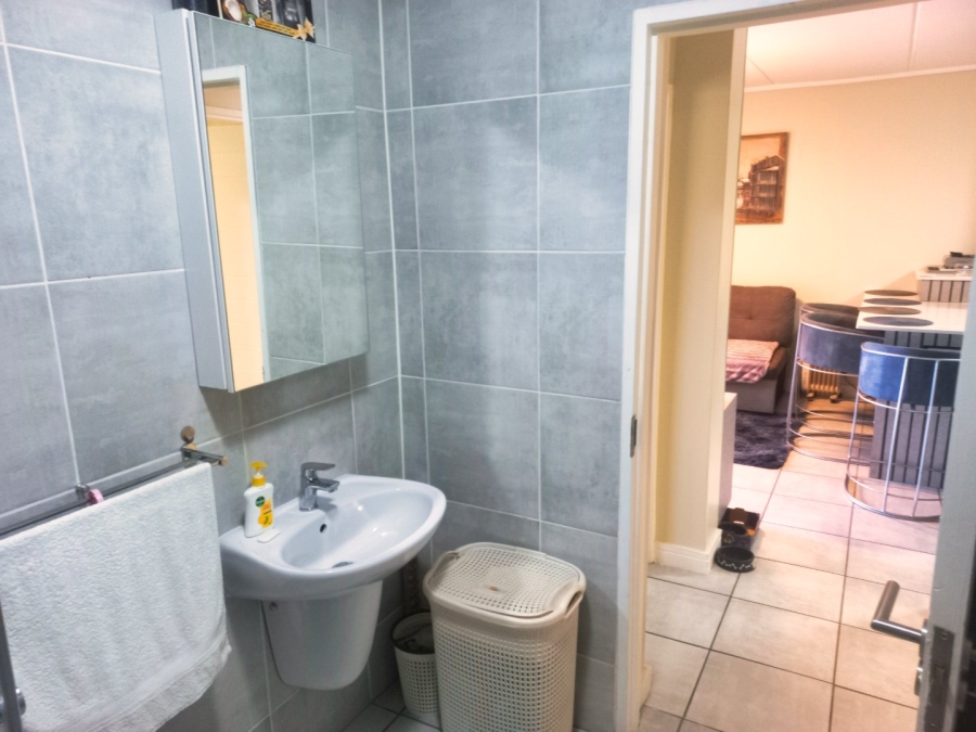 2 Bedroom Property for Sale in Lilianton Gauteng