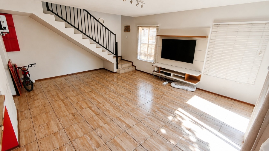 3 Bedroom Property for Sale in Heuwelsig Estate Gauteng