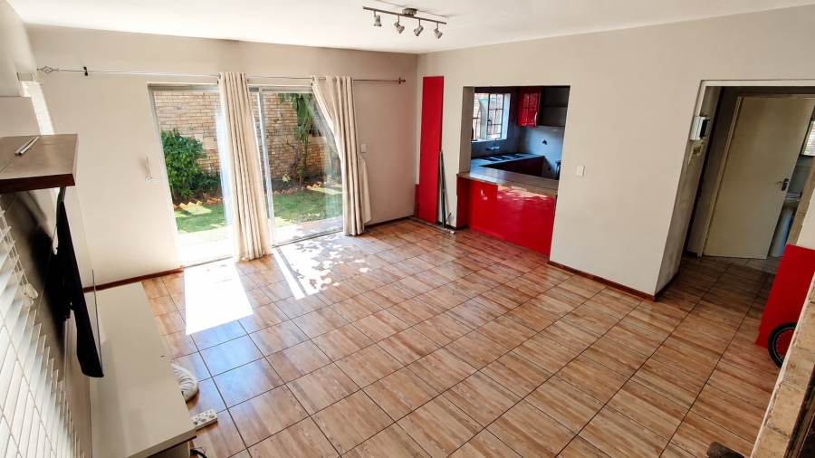 3 Bedroom Property for Sale in Heuwelsig Estate Gauteng