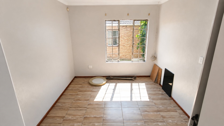 3 Bedroom Property for Sale in Heuwelsig Estate Gauteng