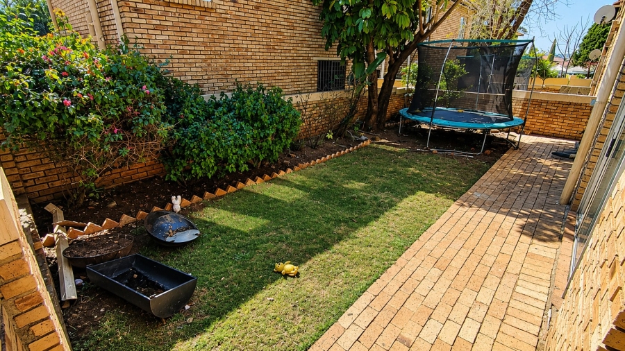 3 Bedroom Property for Sale in Heuwelsig Estate Gauteng