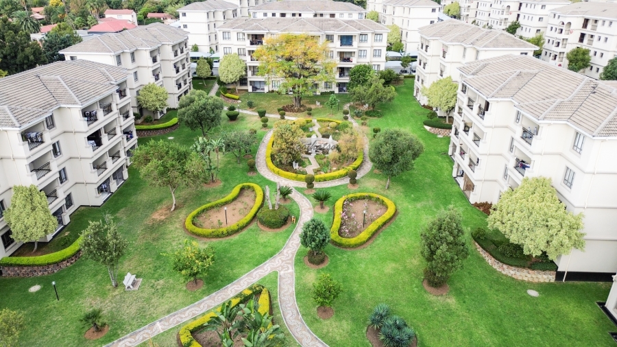 1 Bedroom Property for Sale in Noordwyk Gauteng