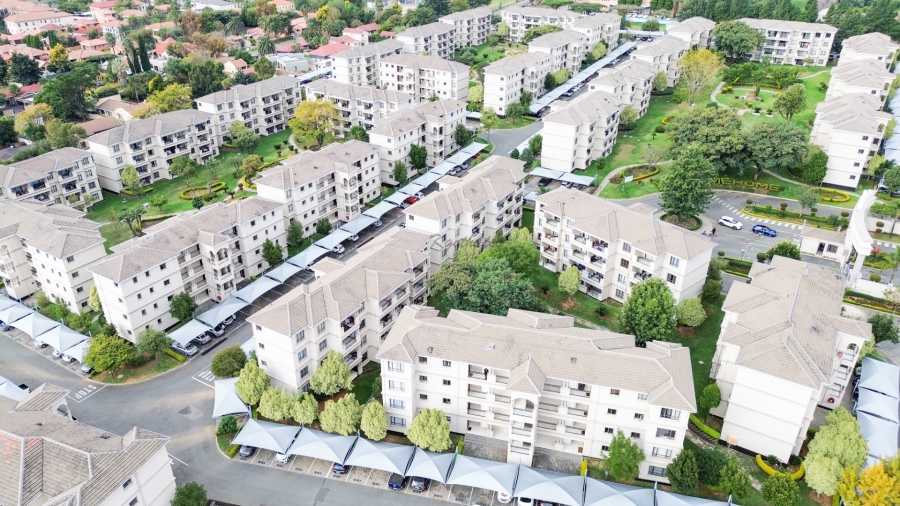1 Bedroom Property for Sale in Noordwyk Gauteng