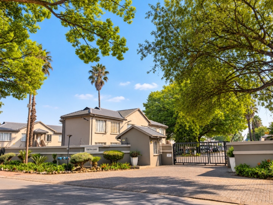 3 Bedroom Property for Sale in Lakefield Gauteng