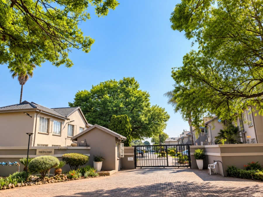 3 Bedroom Property for Sale in Lakefield Gauteng