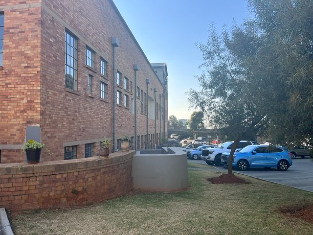 To Let 1 Bedroom Property for Rent in Braamfontein Gauteng