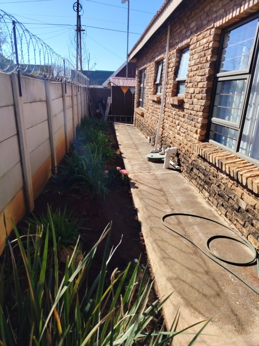 3 Bedroom Property for Sale in Fochville Gauteng