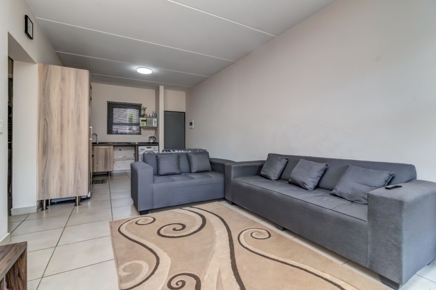 2 Bedroom Property for Sale in Edenburg Gauteng