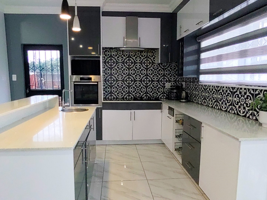 3 Bedroom Property for Sale in Amandasig Gauteng