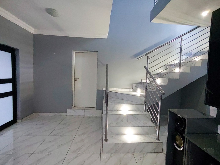 3 Bedroom Property for Sale in Amandasig Gauteng