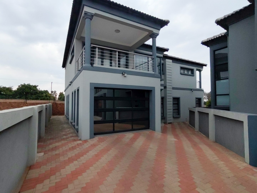 3 Bedroom Property for Sale in Amandasig Gauteng