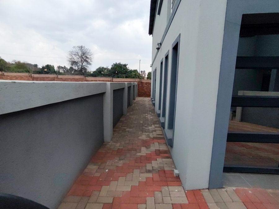 3 Bedroom Property for Sale in Amandasig Gauteng