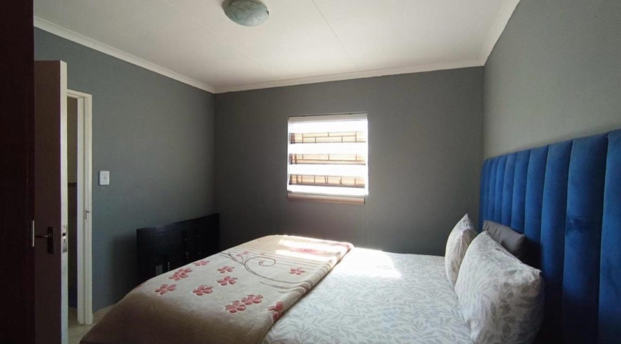 3 Bedroom Property for Sale in Kosmosdal Gauteng