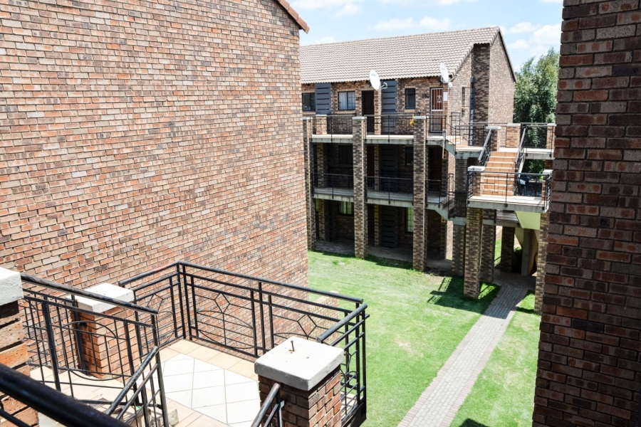 1 Bedroom Property for Sale in Sagewood Gauteng